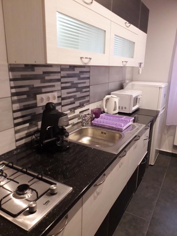 Kodaly Apartman Eger Buitenkant foto